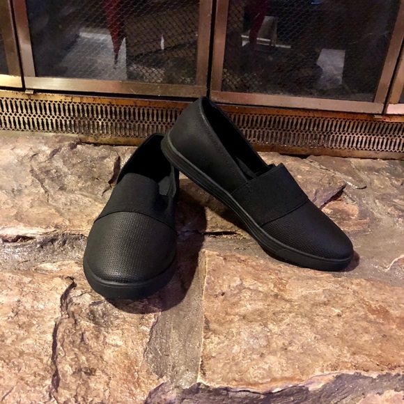 Comfortview New in Box Black Athletic Shoe - Picture 1 of 4